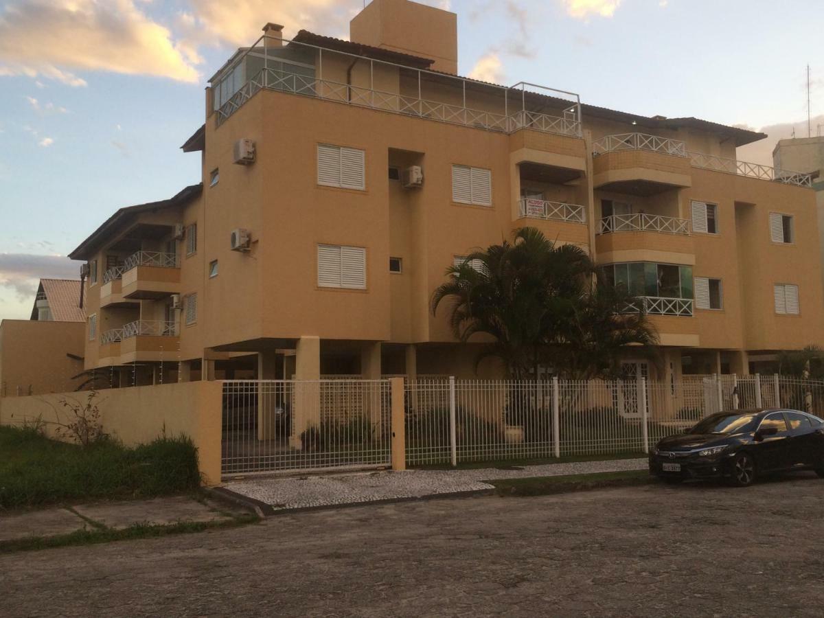 Apto 2 Dor Apartamento *