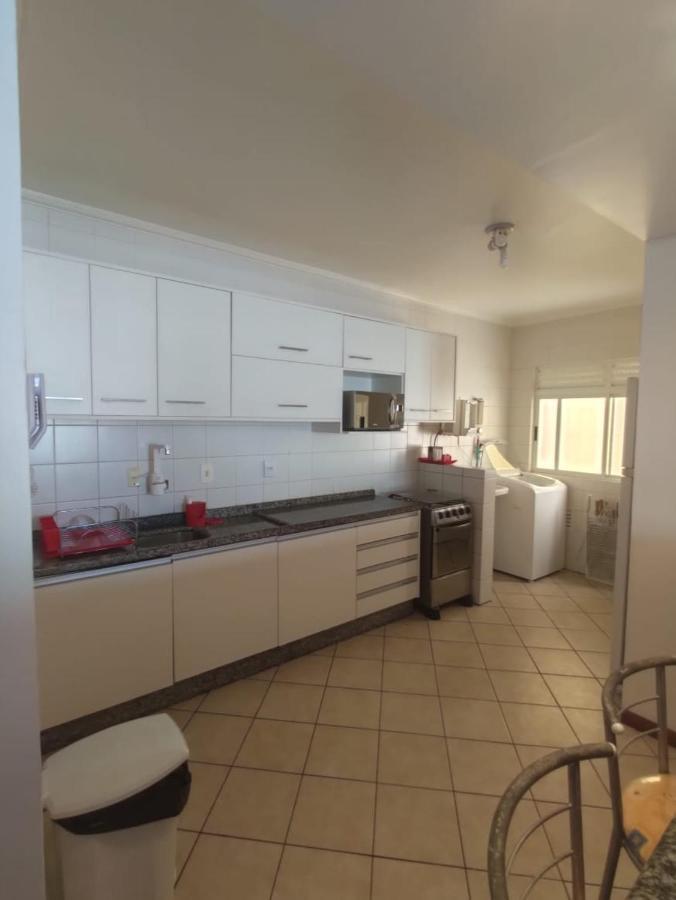 Apto 2 Dor Apartamento